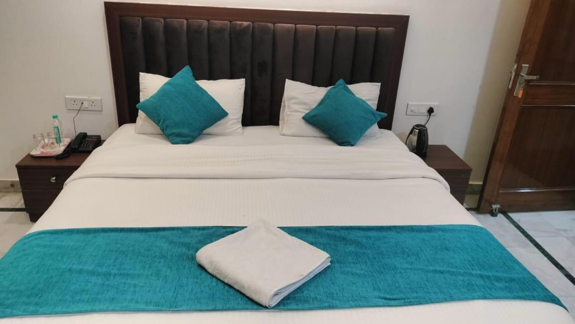 Lavish Living Villa Varanasi Luaran gambar